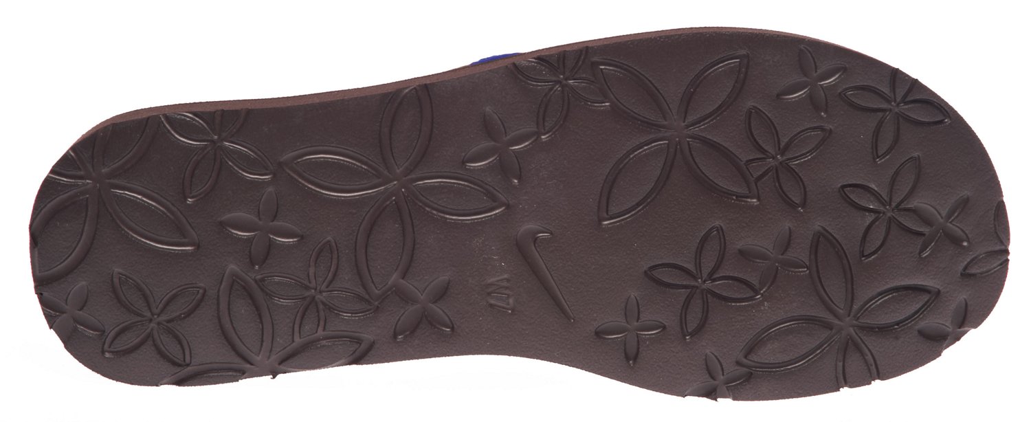 Nike Women's Celso Thong Sandals thumbnail