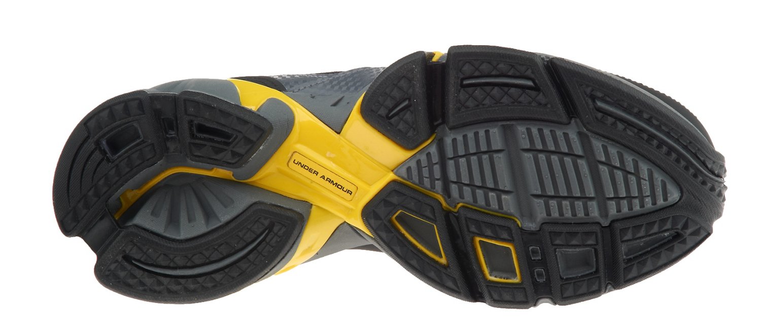 Under Armour® Kids' BGS Strive Running Shoes thumbnail
