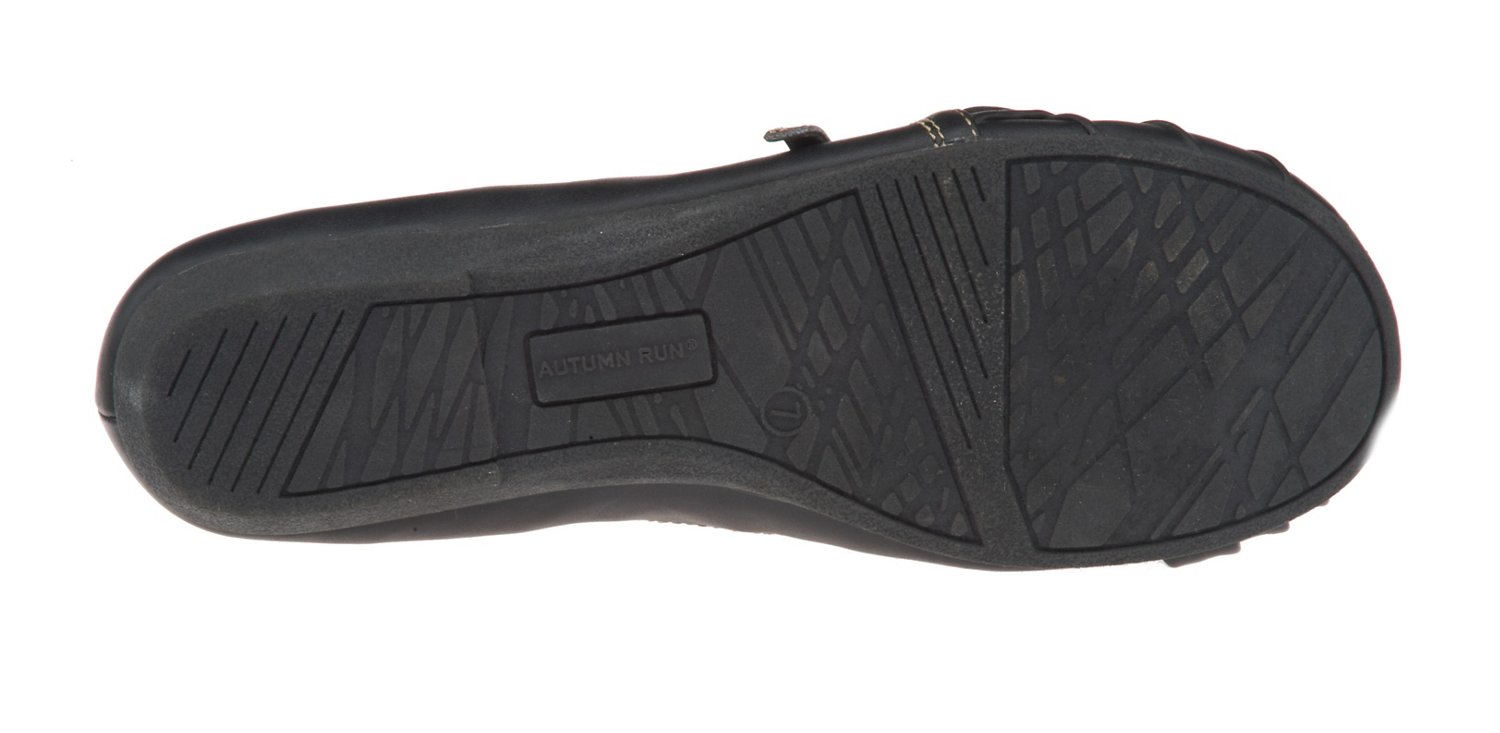 Autumn Run® Women's Sierra Casual Shoes thumbnail