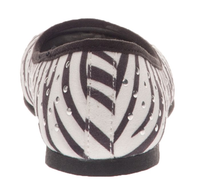 Autumn Run® Girls' Just For Girls Zebra Flat Casual Shoes thumbnail