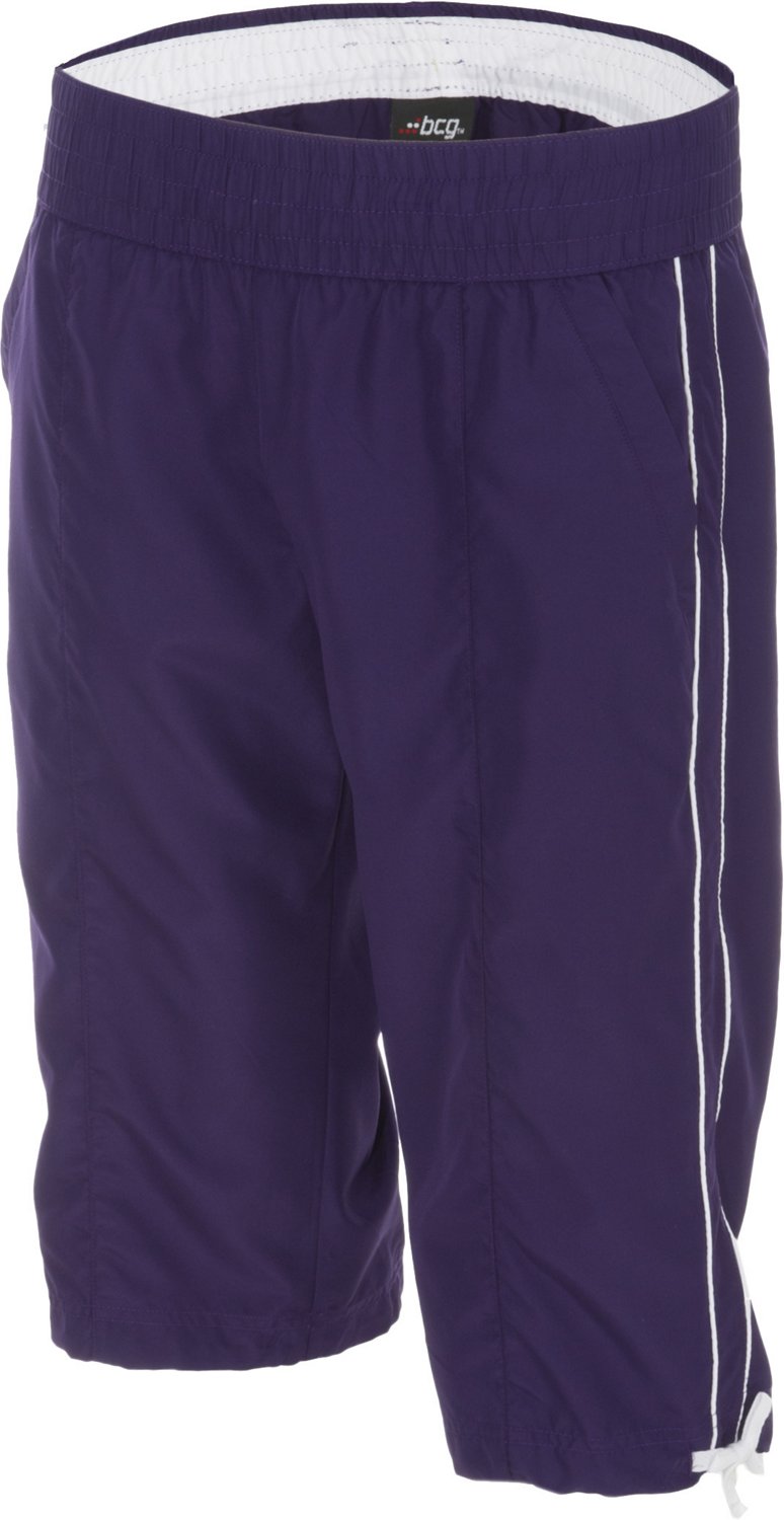 BCG Women's Piped Leg Tie Capri