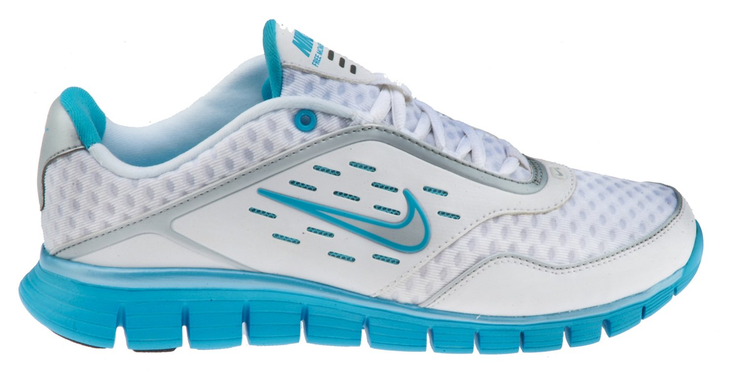 Nike Women's Free Momentum+ Walking Shoes thumbnail