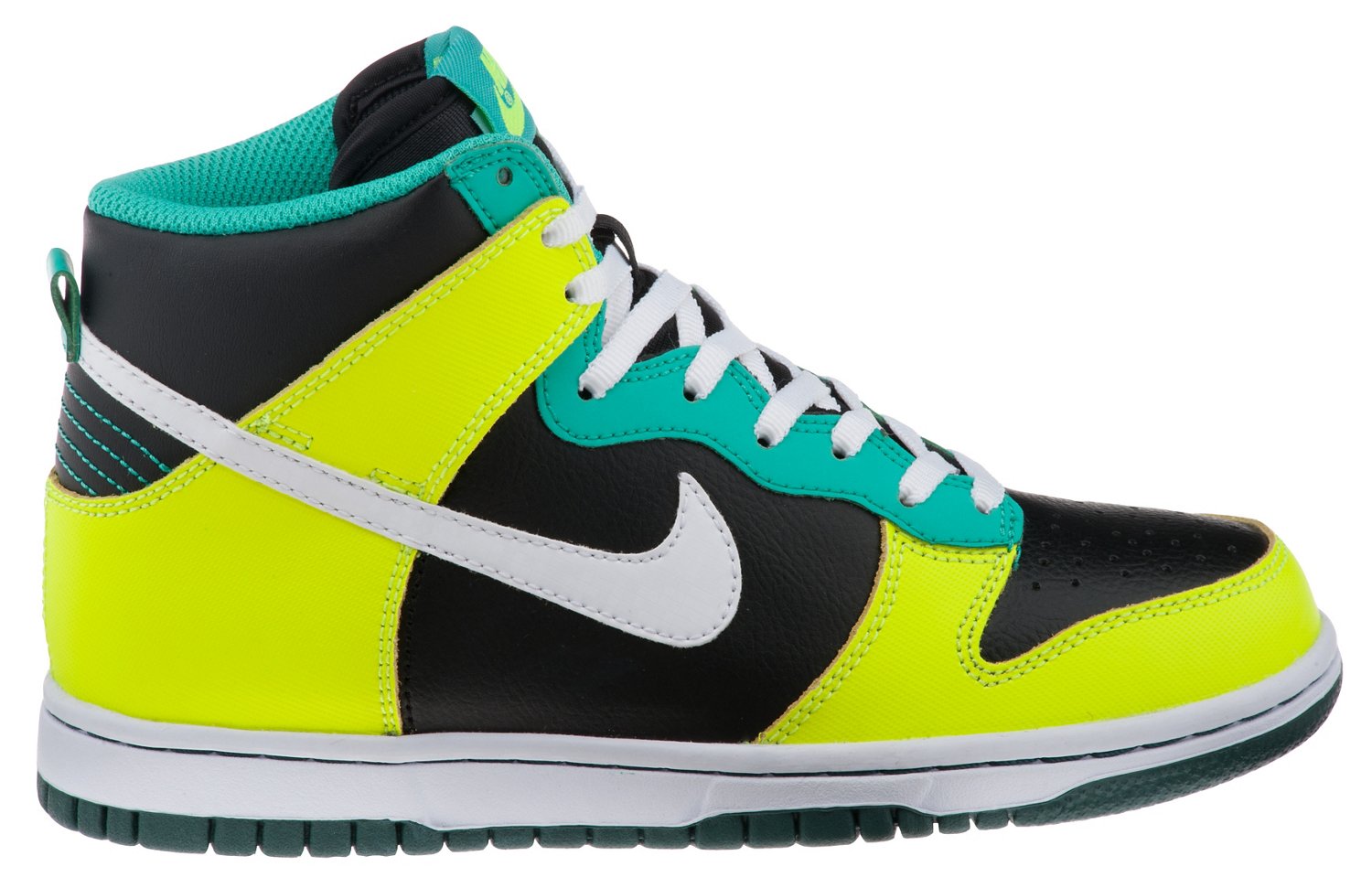 Nike Boys' Dunk High Athletic Lifestyle Shoes