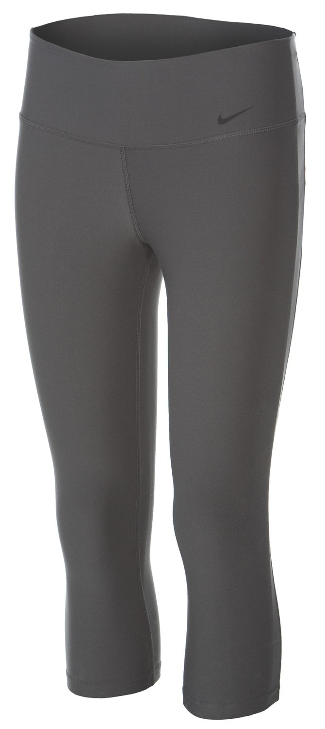 Nike Women's Legend Tight Capri