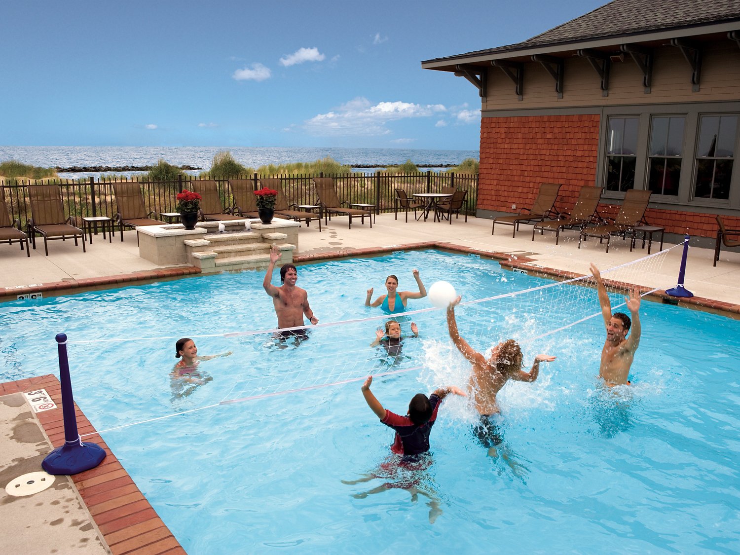 SwimWays Poolside Volleyball™ thumbnail