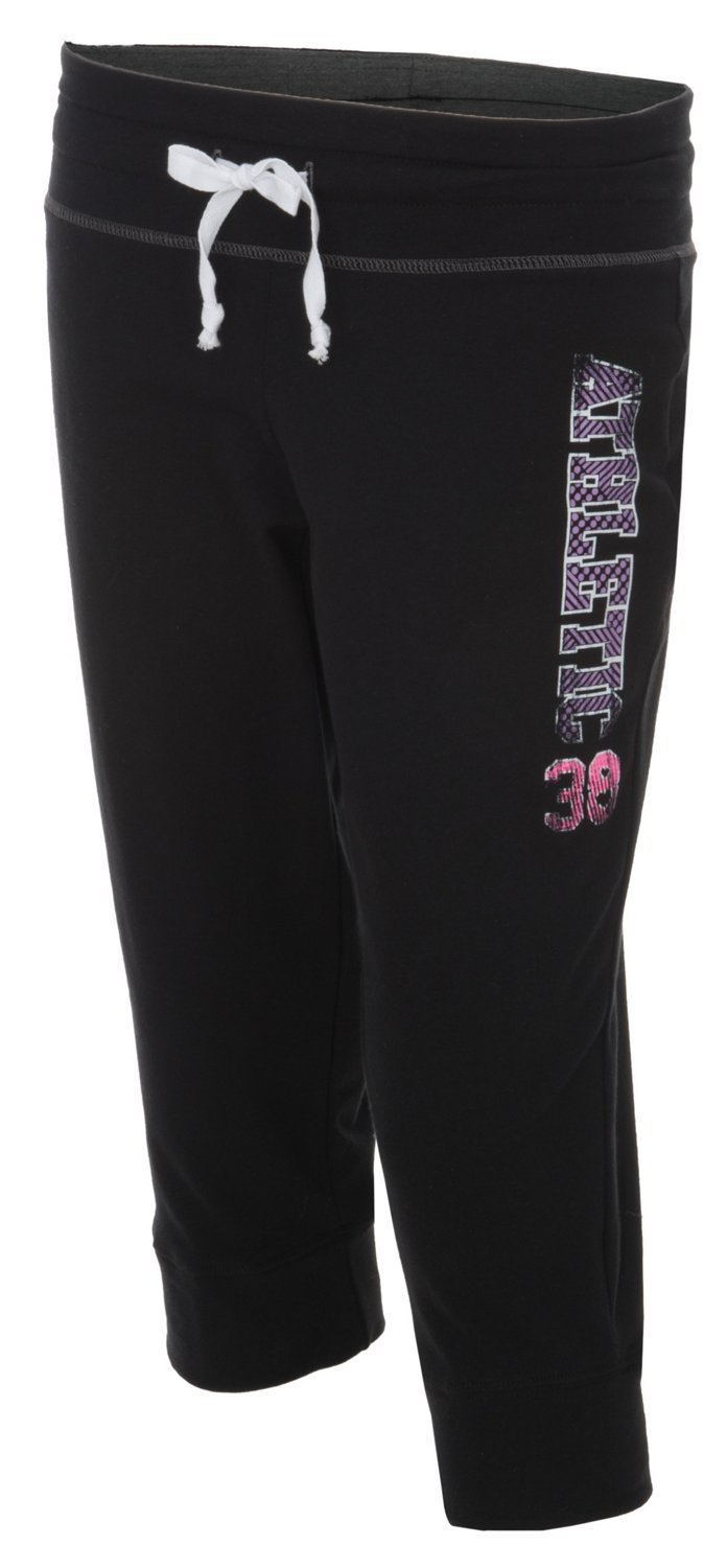 BCG Women's Wide Cuffed Capri Pant