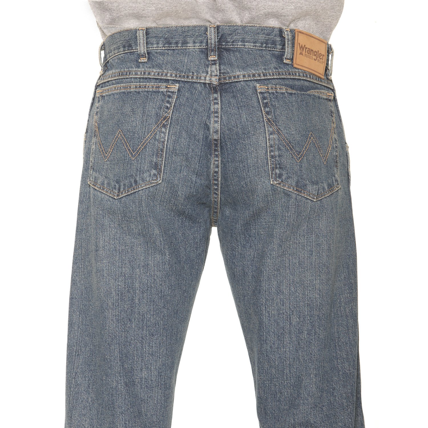 Wrangler® Rugged Wear Men's Regular Straight Fit Jean thumbnail