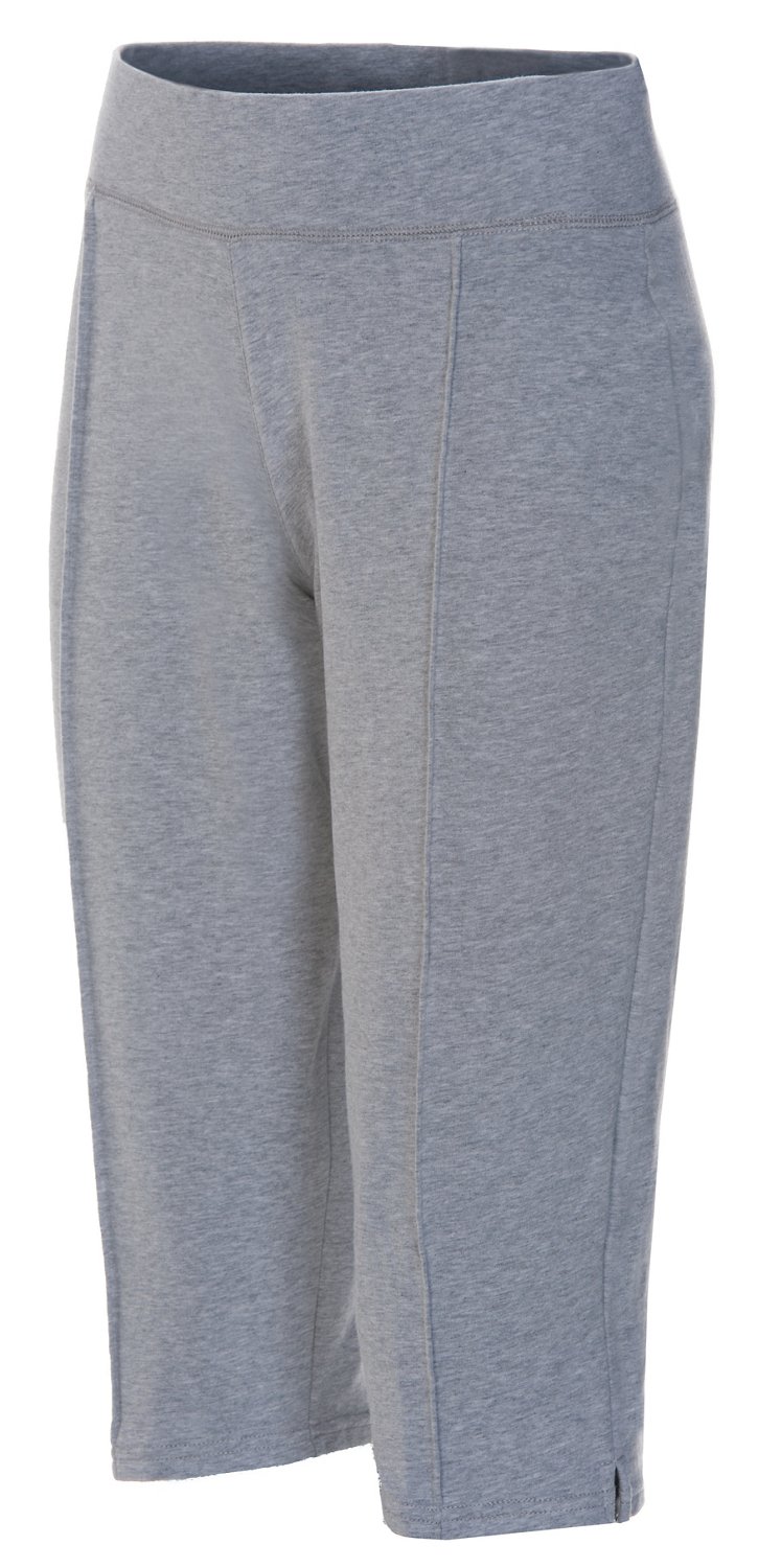 BCG Women's Basics 101 Pin Tuck Capri Pant