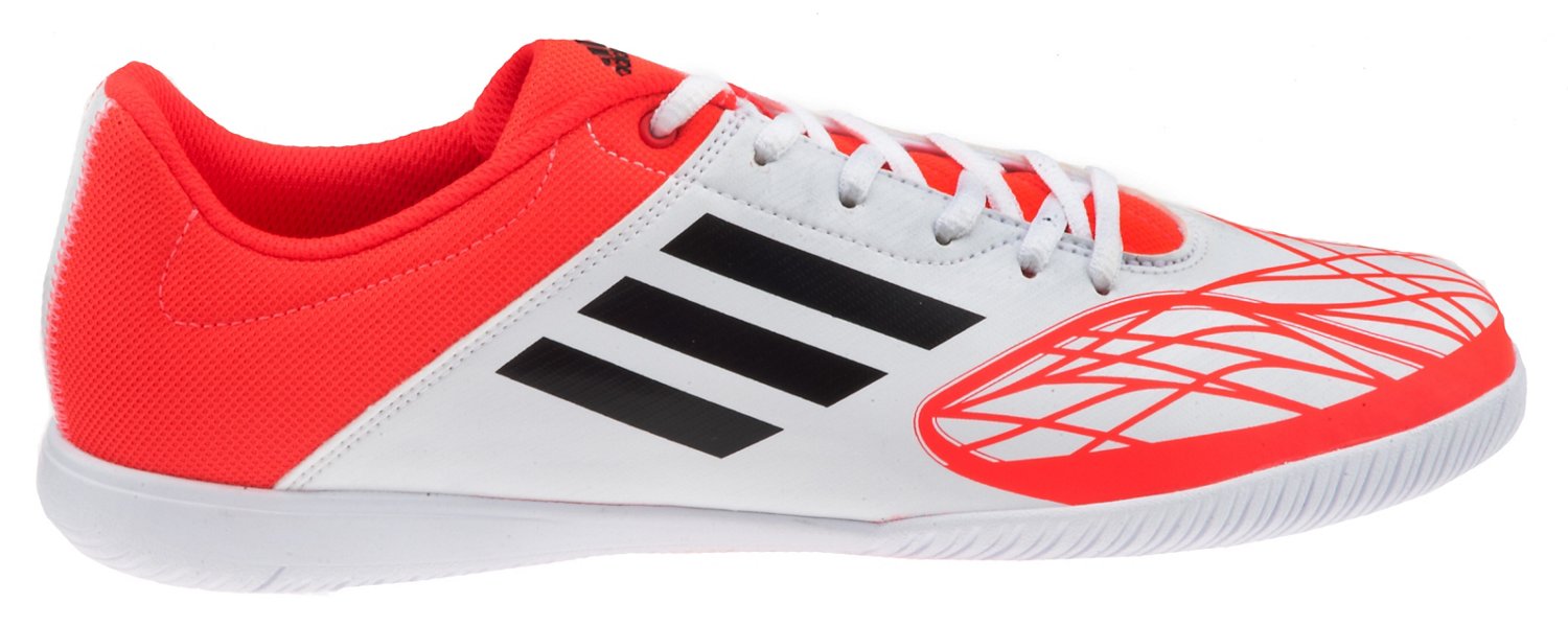 adidas Men's freefootball SpeedKick Soccer Cleats