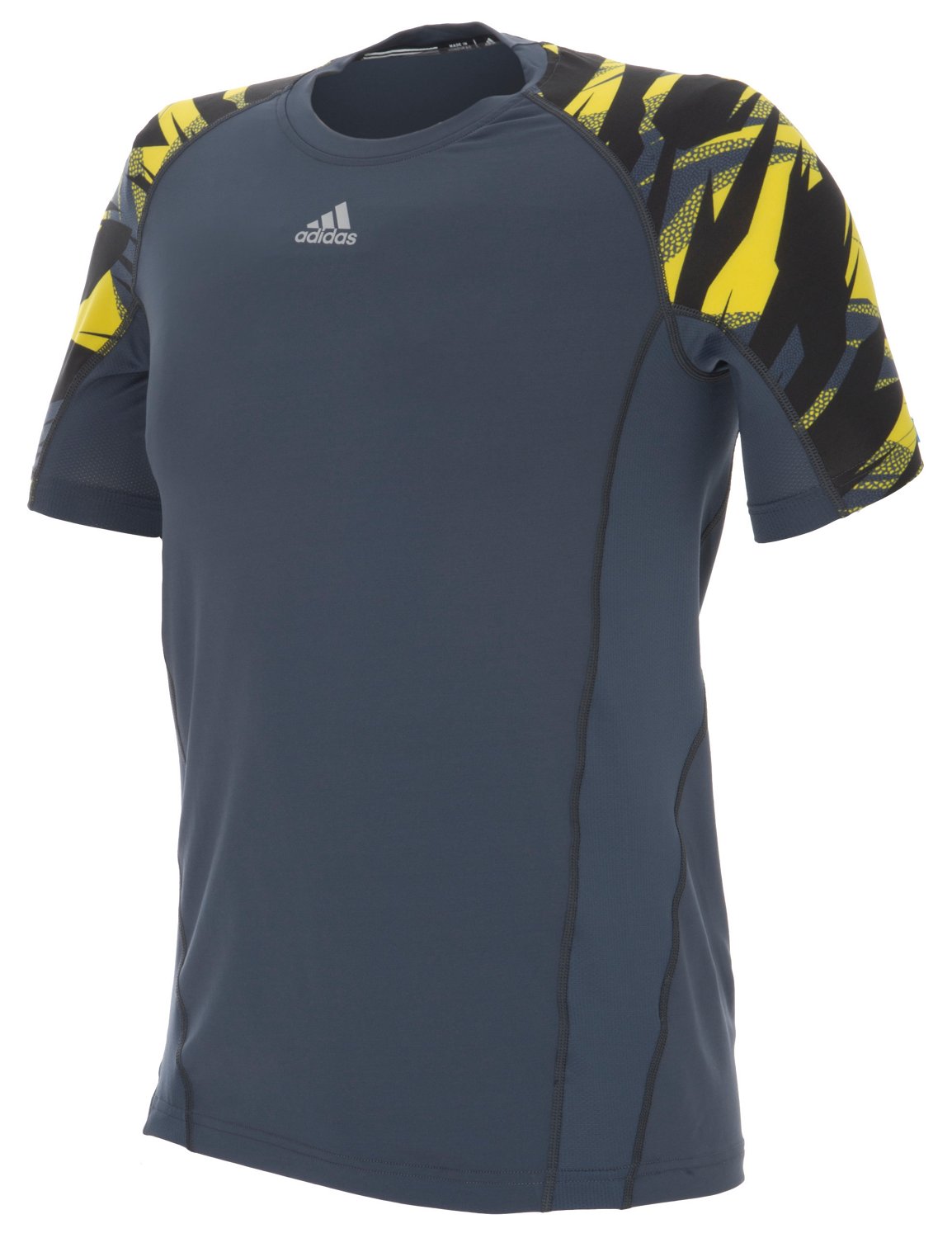 adidas Men's techfit Fitted Short Sleeve T-shirt