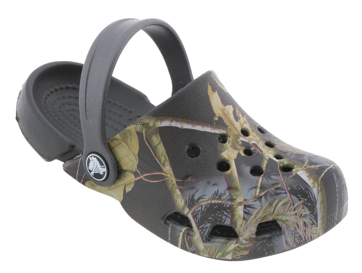 Crocs™ Kids' Electro Realtree® AP Camo Clogs thumbnail