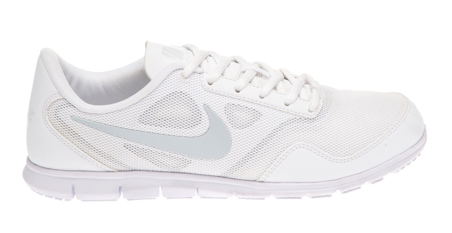 Nike Women's Cheer Compete Shoes