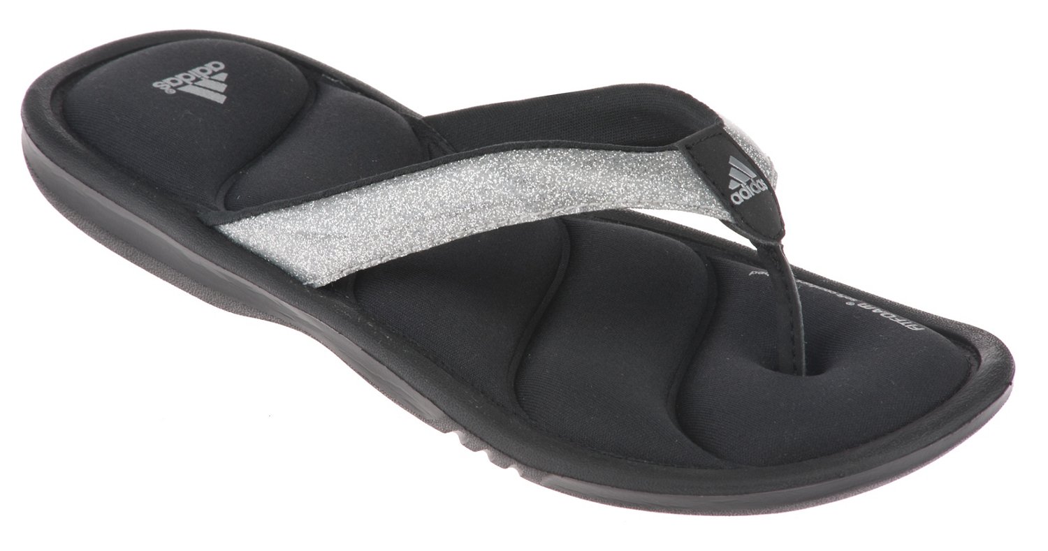 adidas Kids' Chilwyanda Flip Flops thumbnail