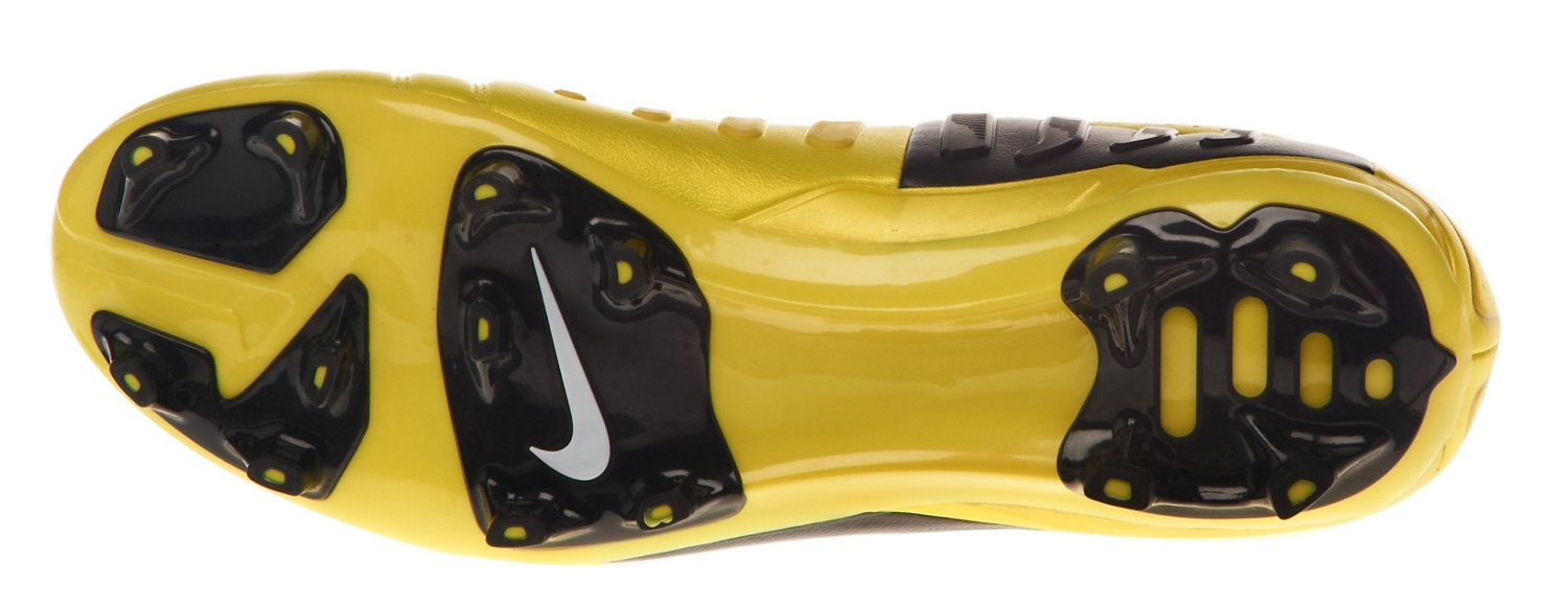 Nike Men's Trequartista III FG Soccer Cleats thumbnail