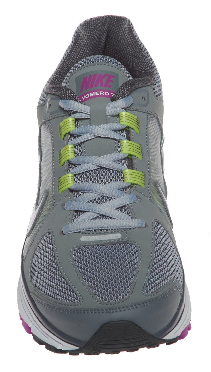 Nike Women's Zoom Vomero+ 7 Running Shoes thumbnail