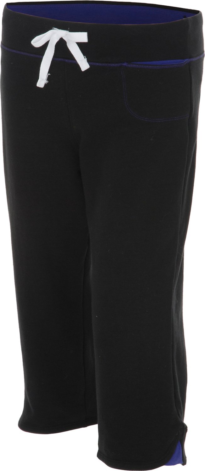 BCG Women's Basics 101 Petal Hem Capri Pant