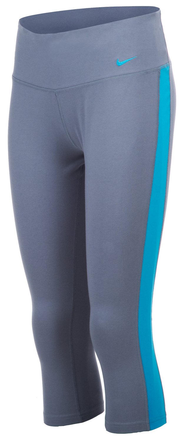 Nike Women's Dri-FIT Capri Tight