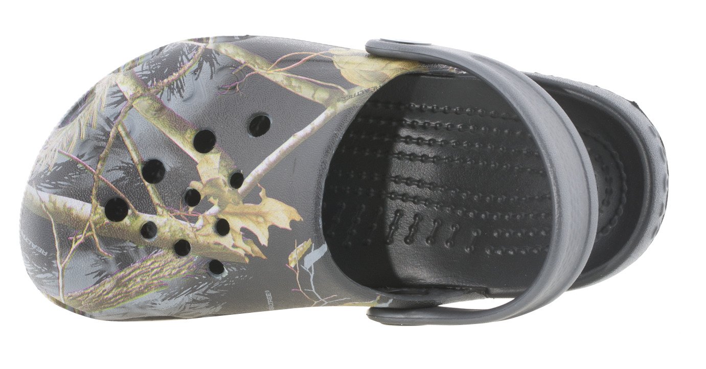 Crocs™ Kids' Electro Realtree® AP Camo Clogs thumbnail