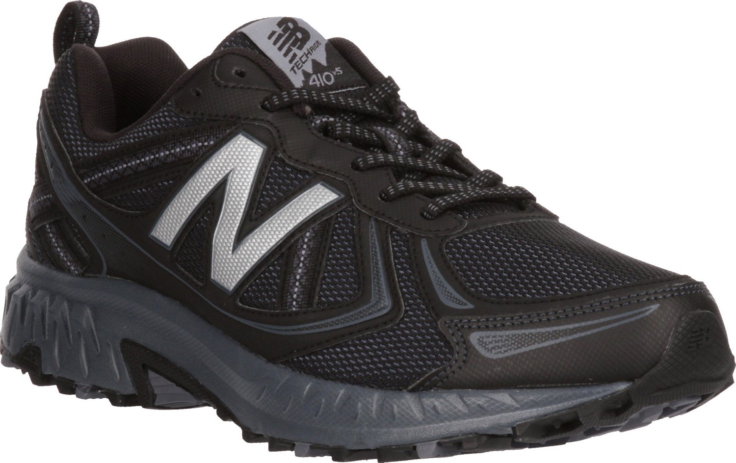 sepatu trail running new balance