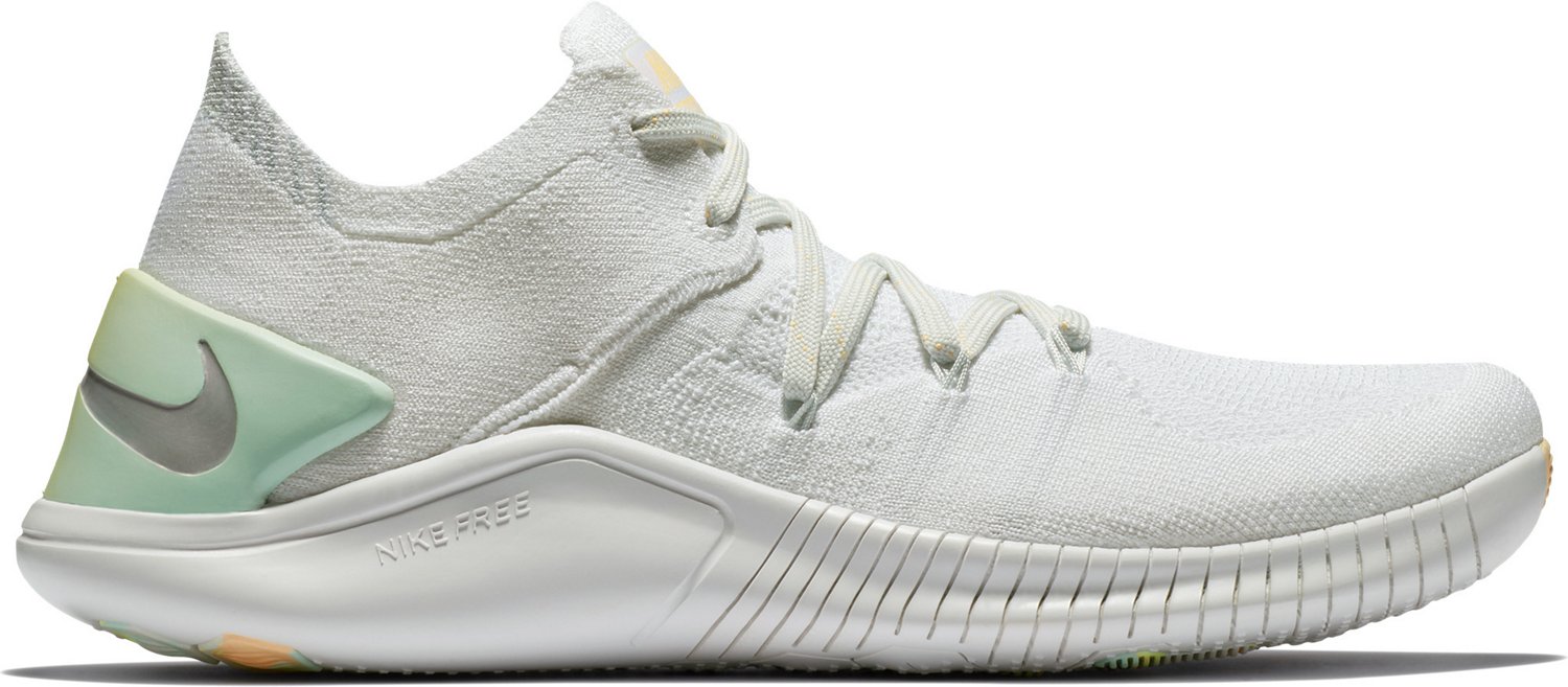 nike flyknit academy