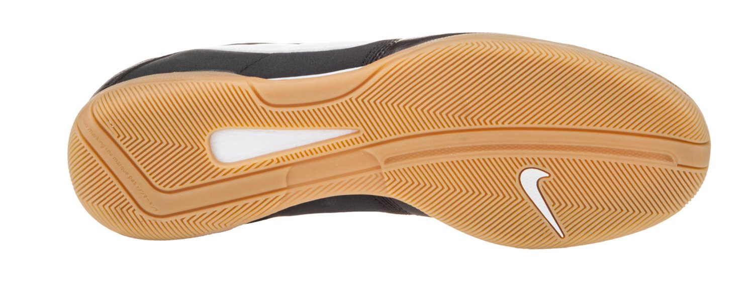 Nike Adults' Davinho Indoor Soccer Shoes Academy