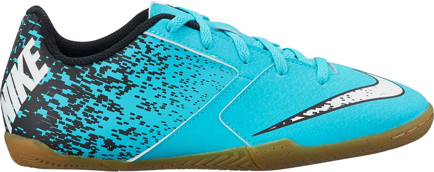 Nike Boys Bombax Indoor Soccer Shoes Nike Boys Bombax Indoor Soccer Shoes