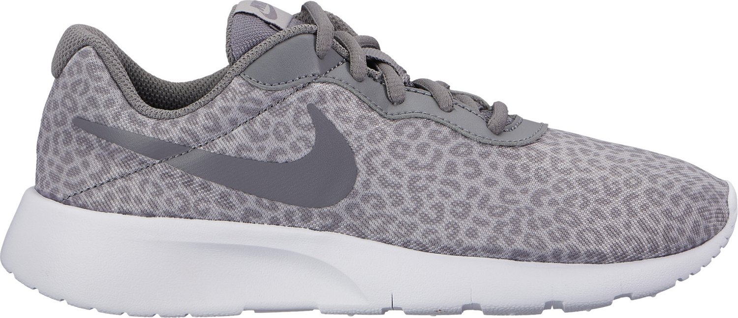 nike girls running shoes